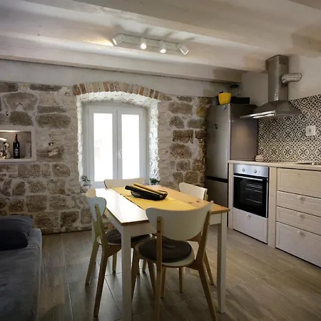 Villa Lady Luck Appartement